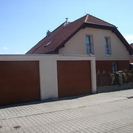 Apartman דירה Rudná